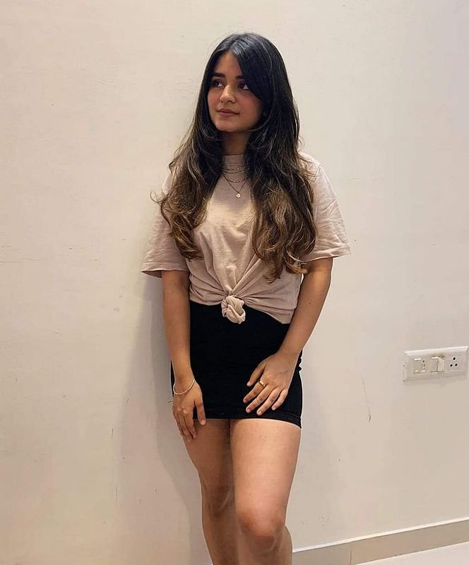 Doorstep incall outcall road vip girls housewives today • 21 yrs